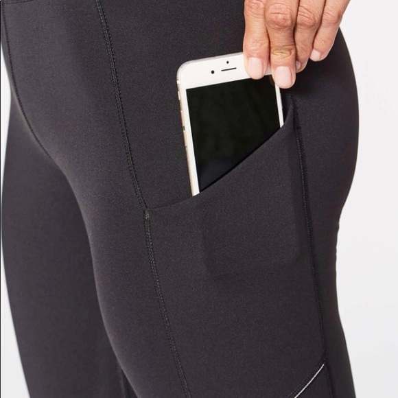 Lululemon high rise Speed Up crop 21” - Picture 8 of 10